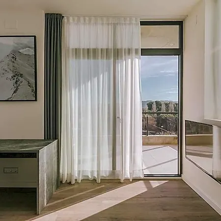 Aparthotel Cim 4*